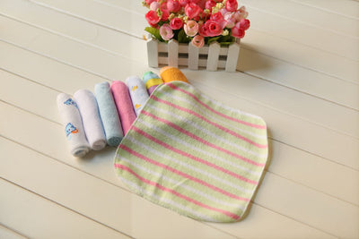 Baby feeding towel